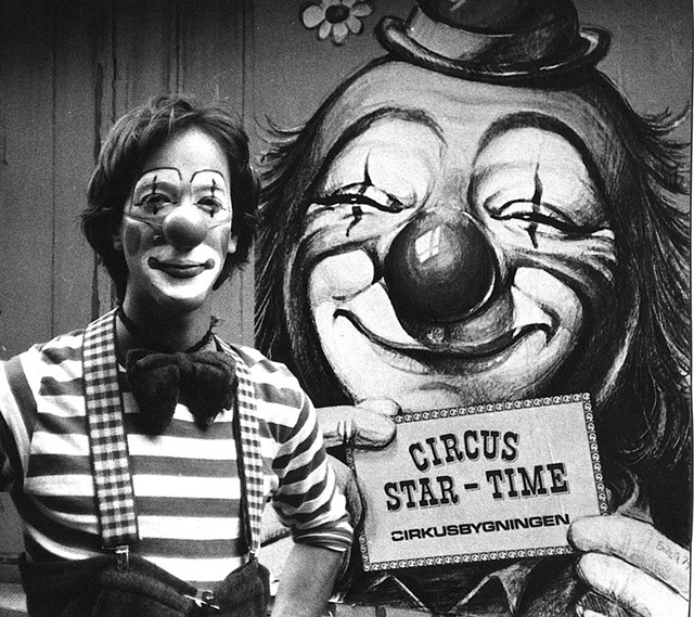 Rob Mermin dans l'un des plus anciens cirques d'Europe, le légendaire Cirkus Benneweis du Danemark - AUTORISATION