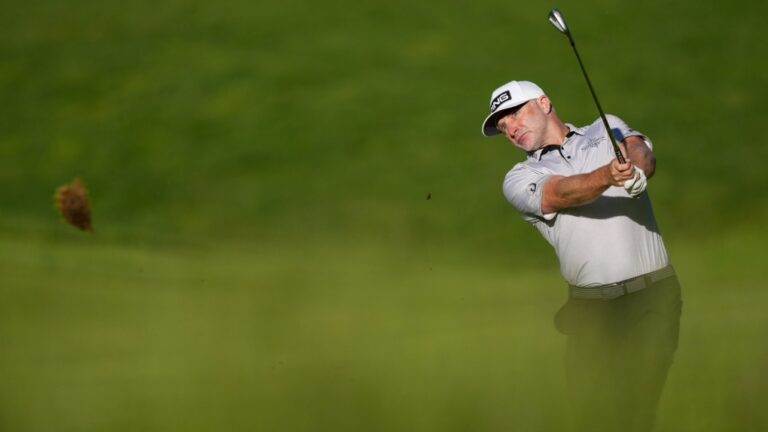 David Skinns hits his approach shot on the seventh hole during the Canadian Open in Hamilton, Ont., May 30, 2024. THE CANADIAN PRESS/Nathan Denette