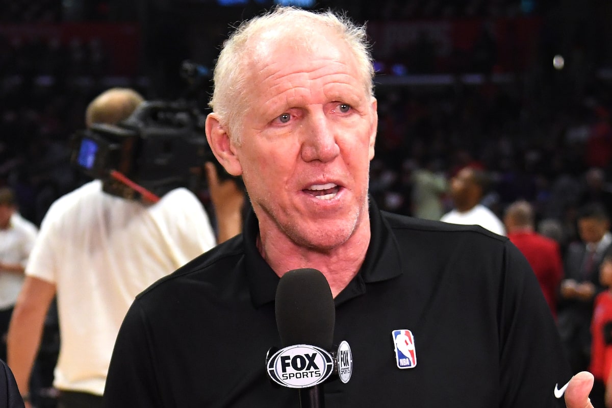 Bill Walton, basketteur du Temple de la renommée devenu diffuseur vedette, décède à 71 ans
