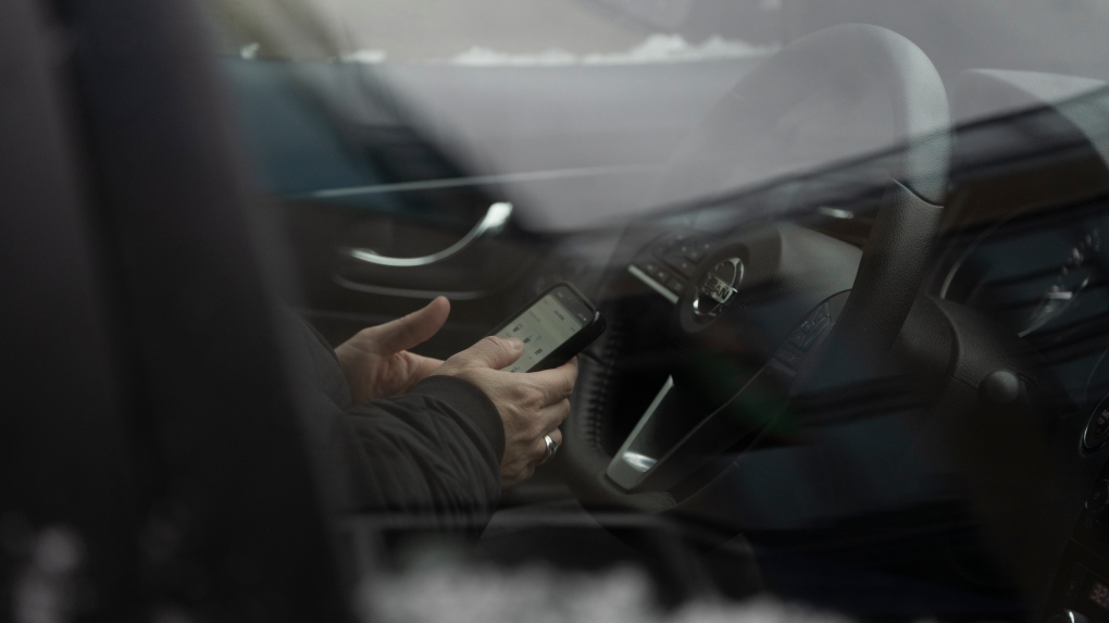 « Faites tout avant de conduire » : conseils pour éviter d'être distrait au volant