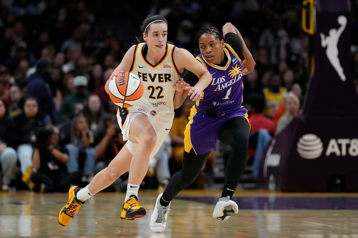 L'arrivée de Caitlin Clark apporte du théâtre et de la mesquinerie indispensables à la WNBA