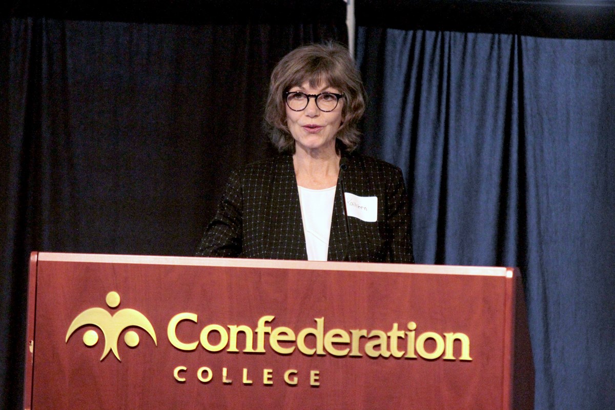 Le Collège Confederation est un endroit formidable, affirme le président sortant