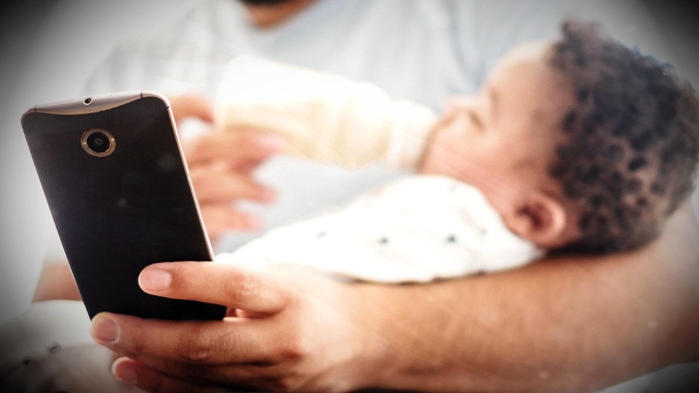 Le Parti québécois exhorte le gouvernement Legault à cesser de « tergiverser » sur la commission sur le temps d'écran