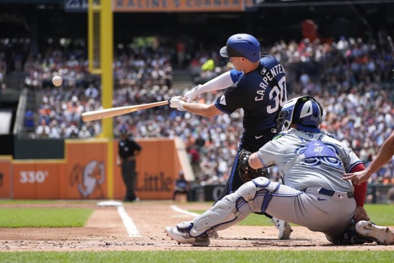Le circuit de deux points de Kerry Carpenter envoie les Tigers vers une victoire 2-1 contre les Blue Jays