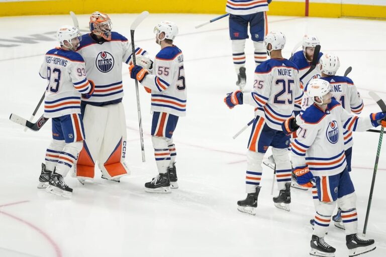 Le gardien Stuart Skinner est passé de retiré à félicité alors que les Oilers cherchent une avance de 2-0 sur les Stars dans l'Ouest