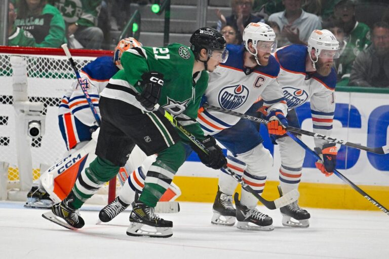 Les Oilers rentrent chez eux pour le troisième match avec des sentiments mitigés concernant la série divisée 1-1 lors de la finale Ouest