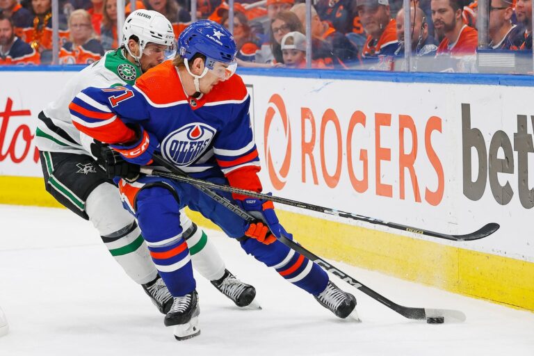 Les décisions de l'entraîneur des Oilers Knoblauch ont tiré les bonnes ficelles