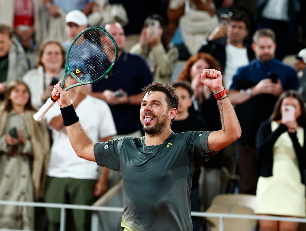 Stan Wawrinka, 39 ans, bat Andy Murray, 37 ans, à Roland-Garros ;  Alcaraz et Osaka gagnent