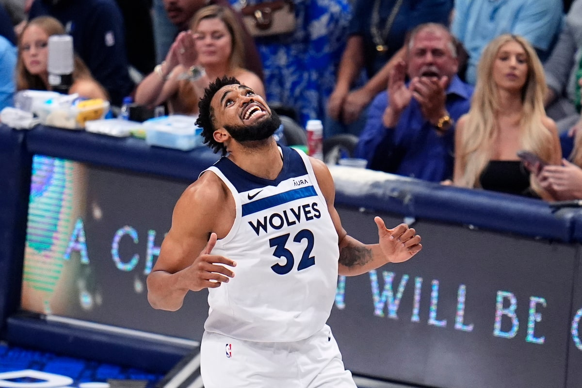 Towns et Edwards élèvent les Wolves contre les Mavs 105-100 pour éviter le balayage