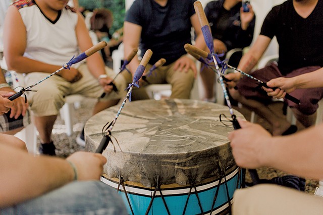 Tambour au Pow Wow international de Wendake - AVEC LA COURTOISIE DE AUDET PHOTO