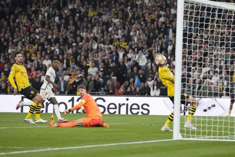 Finale de la Ligue des Champions : le Real Madrid remporte sa 15e Coupe d'Europe après sa victoire 2-0 sur le Borussia Dortmund