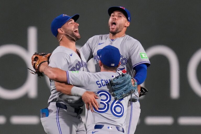 Guerrero Jr. réalise 4 points, les Blue Jays battent les Red Sox 9-4 pour mettre fin à un dérapage de sept matchs