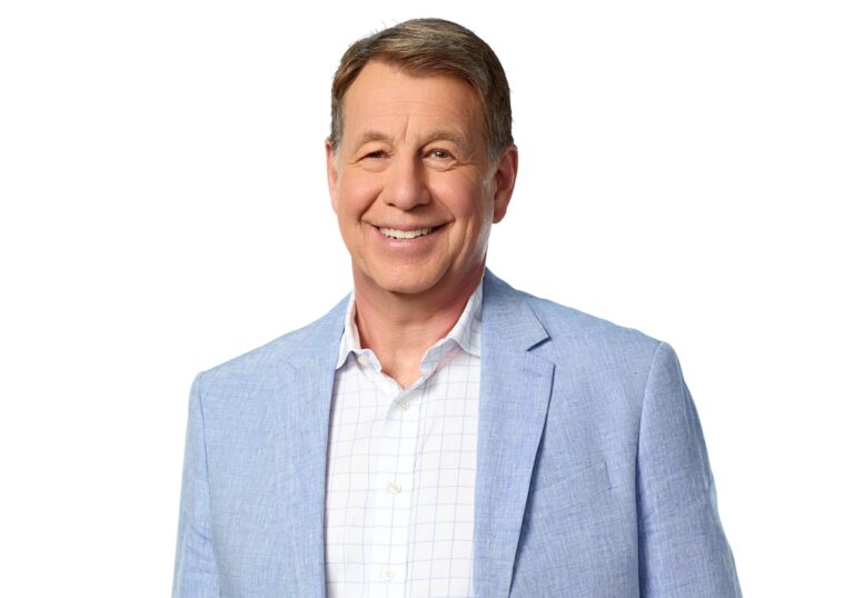 Le vétéran diffuseur sportif de CBC, Scott Russell, prendra sa retraite après les Jeux olympiques de Paris