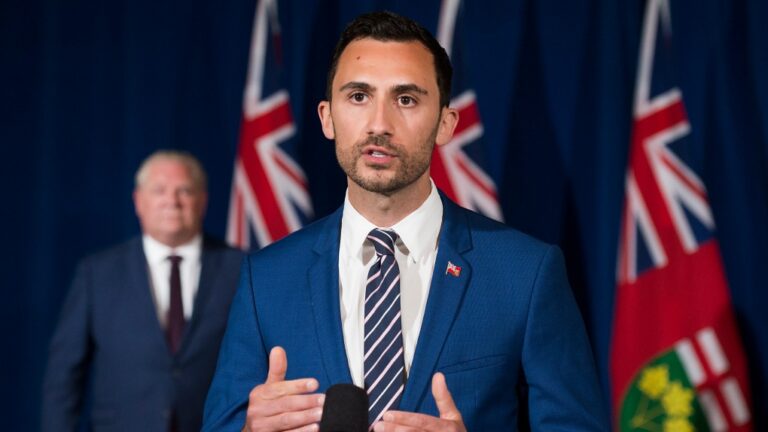 Lecce n'est plus ministre de l'Éducation lors d'un important remaniement ministériel du gouvernement de l'Ontario