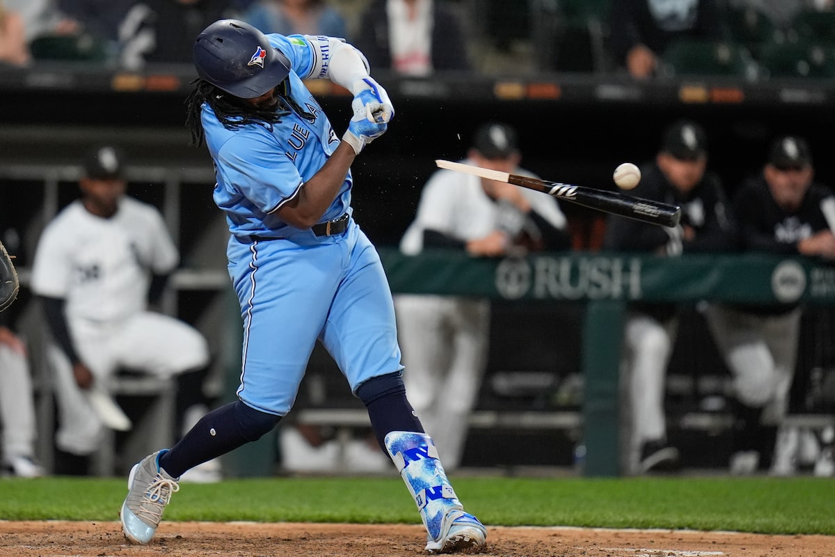 L'enclos des releveurs de Toronto tient ses promesses alors que les Jays battent les White Sox 3-1 après que Manoah se soit blessé