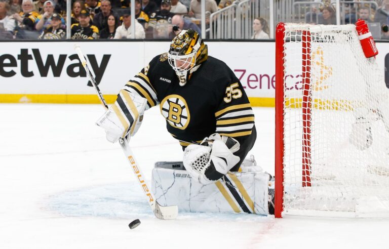 Les Bruins échangent Linus Ullmark, vainqueur du trophée Vézina 2023, aux Sénateurs contre un choix de première ronde, deux joueurs
