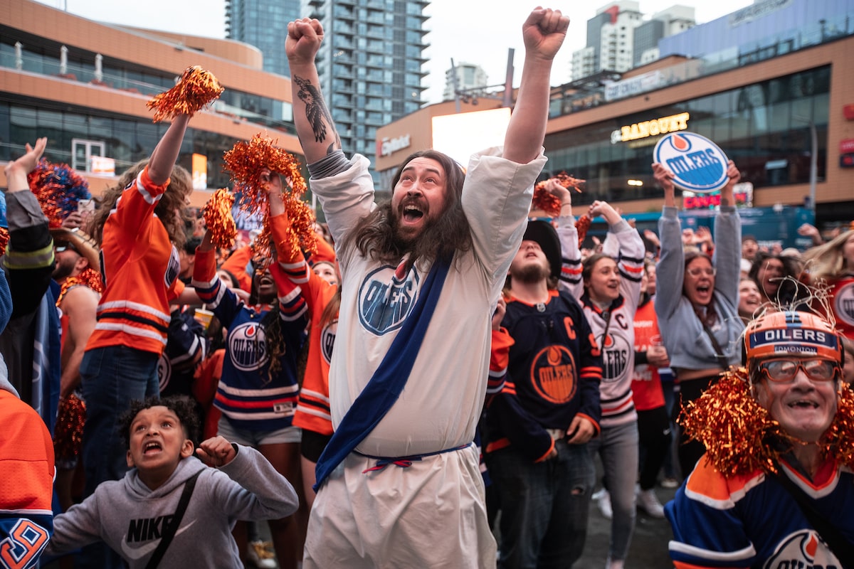 Les Oilers embrassent la fièvre des séries éliminatoires d'Edmonton : « L'excitation est à son comble »