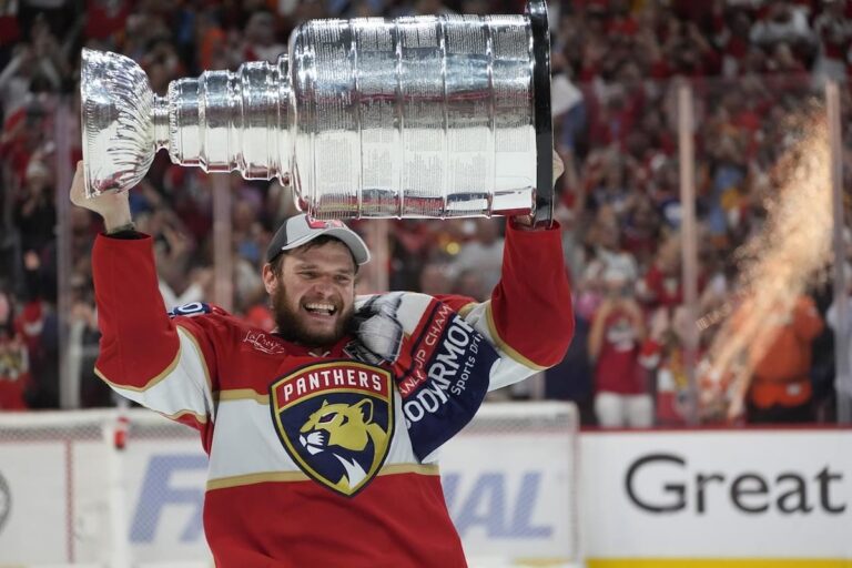 Les Panthers de la Floride ont zigzagué pendant que la ligue zappait et ont remporté la Coupe Stanley.