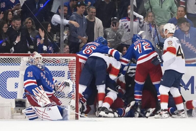 Les Panthers sont désormais à une victoire de leur retour en finale de la Coupe Stanley, tandis que les Rangers cherchent à forcer un match 7