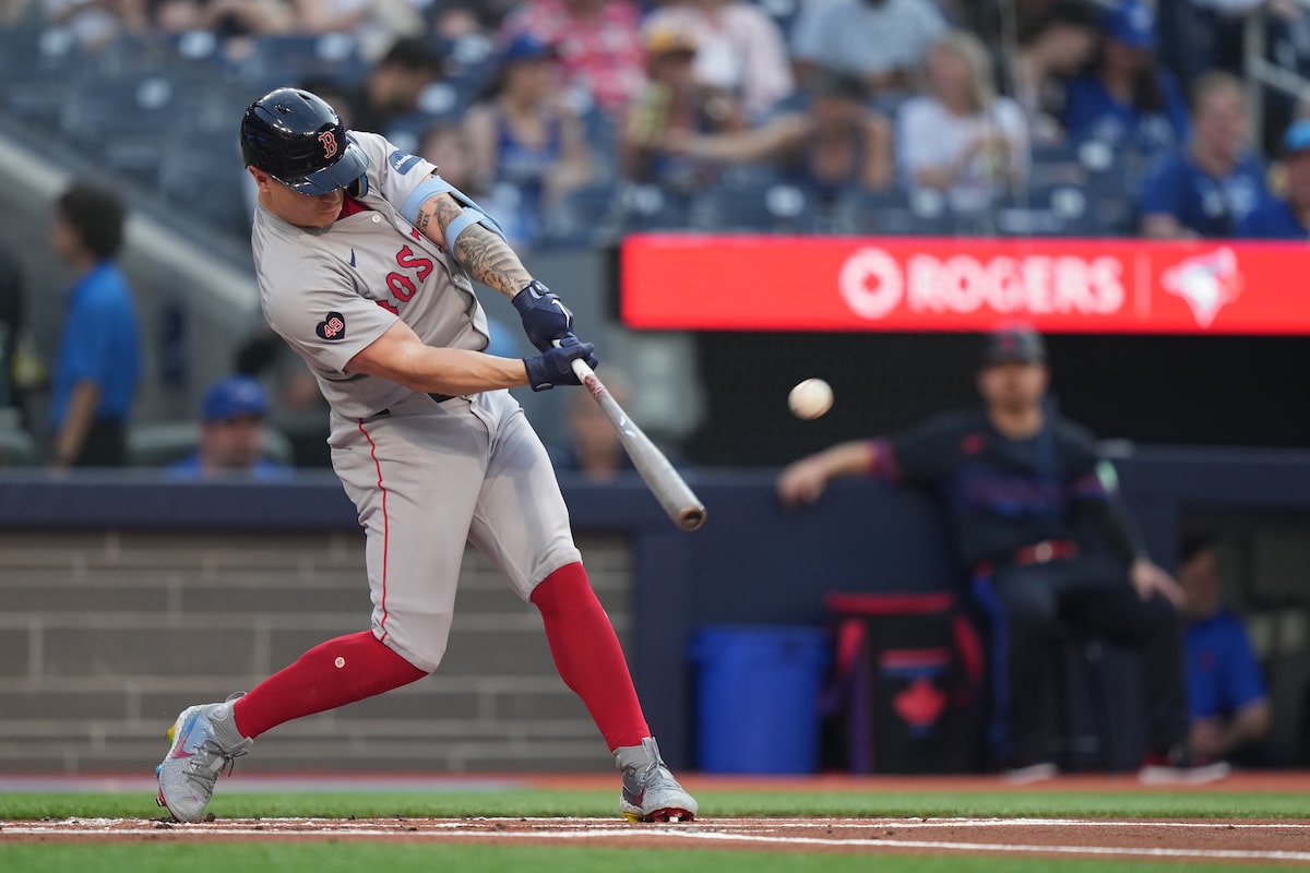 Les Red Sox frappent quatre circuits en solo lors d'une victoire de 7-3 contre les Blue Jays lors du premier match de la série