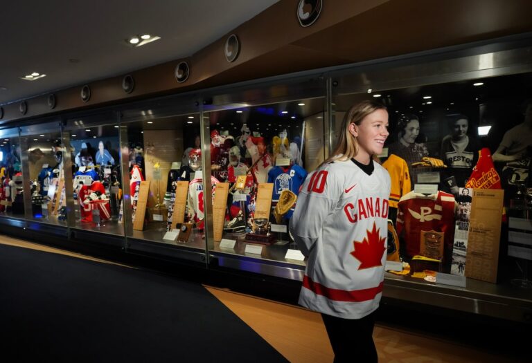 Les stars canadiennes Fillier et Gosling sont ravies de devenir professionnelles avant le repêchage de la PWHL de lundi