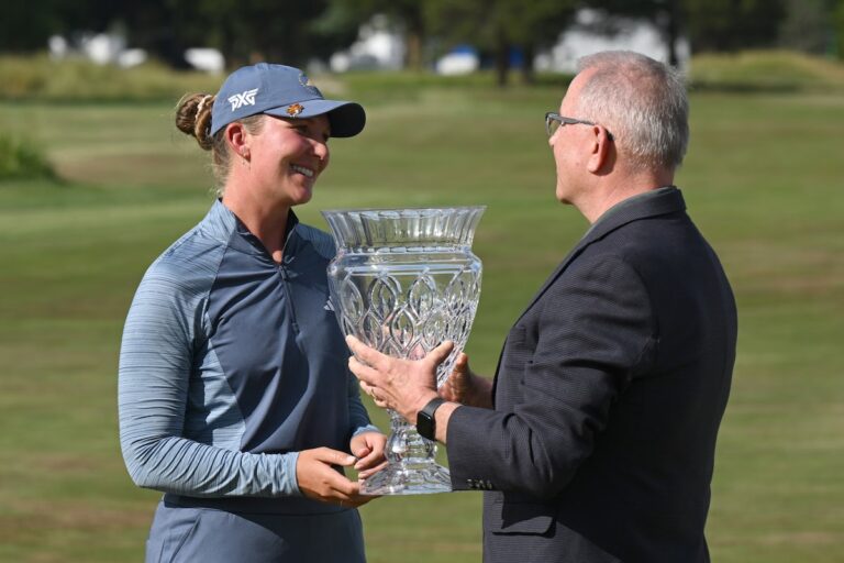 Linnea Strom remporte la ShopRite LPGA Classic, tirant 11 sous 60 pour surmonter le déficit de 7 temps