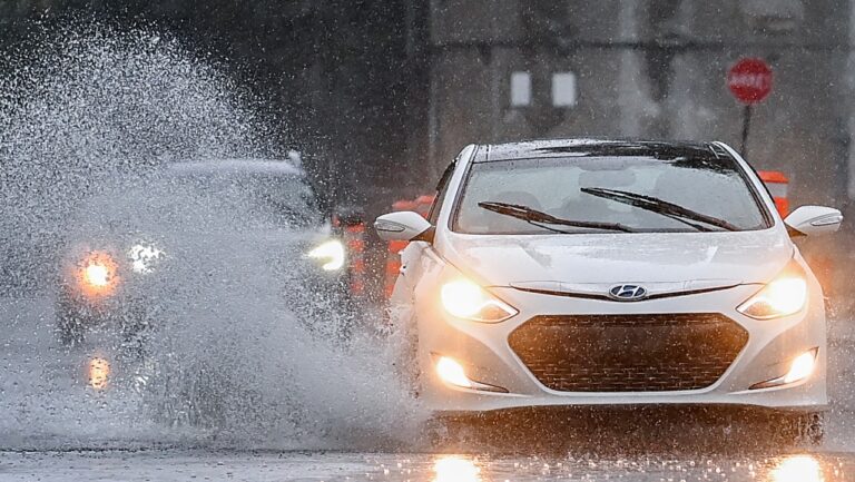 Montréal sous surveillance d'orages violents, avertissement de pluie dimanche