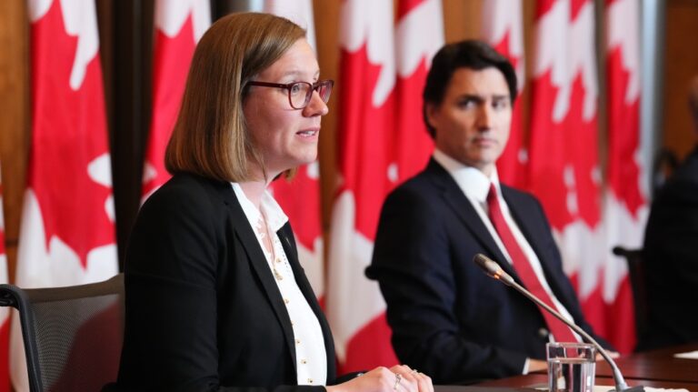 « Nous devons nous regrouper », déclare le ministre libéral et coprésident de la campagne ontarienne à la lumière de la défaite aux élections partielles