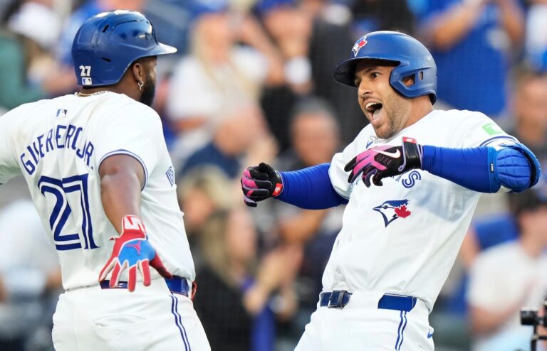 Springer frappe deux circuits de trois points alors que les Blue Jays éliminent les Yankees 9-2