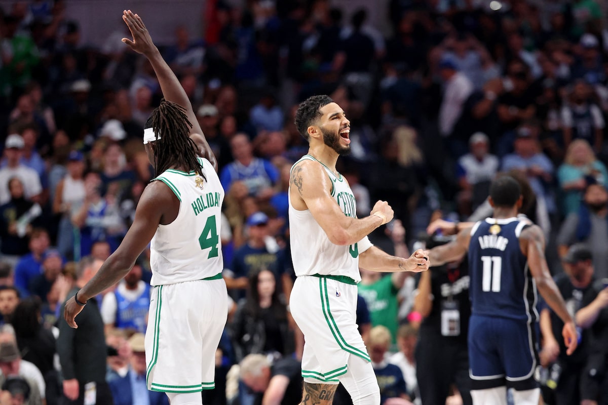 Tatum et Brown aident les Celtics à résister à un énorme rassemblement à Dallas pour une victoire 106-99 et une avance de 3-0 en finale de la NBA