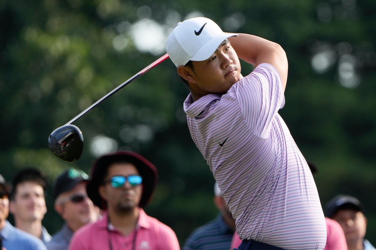 Tom Kim prend une avance de deux coups sur Scheffler et Morikawa au Travelers Championship