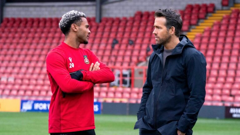 Un match amical contre les Whitecaps est clé pour le Wrexham AFC de Ryan Reynolds, selon l'entraîneur