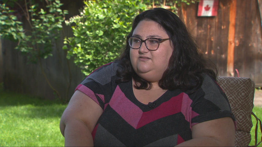 Une mère souhaite que la visite de son enfant aux soins intensifs fasse l'objet d'une enquête parallèlement aux décès liés à une opération aux amygdales à l'hôpital de Hamilton