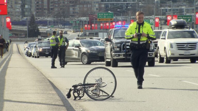 Voici jusqu'où les conducteurs de la Colombie-Britannique doivent se tenir éloignés des cyclistes et des piétons en vertu d'une nouvelle loi