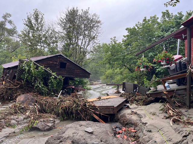 Dégâts à Plainfield - ANNE WALLACE ALLEN ©️ SEPT JOURS