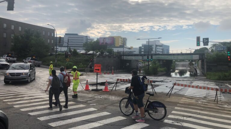 La situation de l'eau au superhôpital de Montréal se résout après une panne majeure d'aqueduc