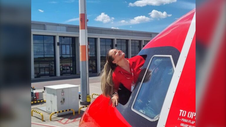 Ísold Wilberg Antonsdóttir has been a flight attendant since 2019. (PLAY airlines)