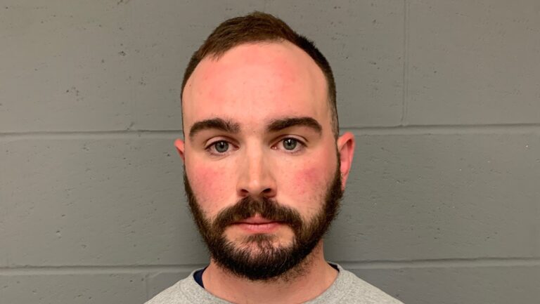 L'État retire sa certification à un ancien policier après des condamnations pénales