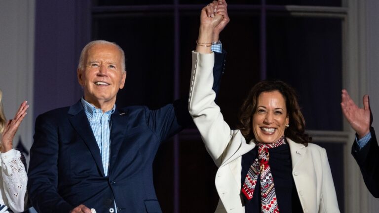 Joe Biden abandonne la course aux primaires de 2024 et soutient Kamala Harris comme candidate démocrate