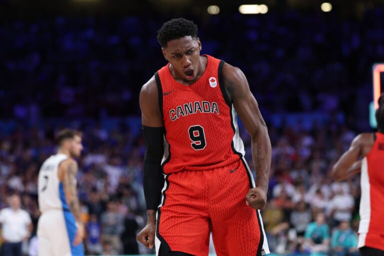 Le Canada s'impose 86-79 face à la Grèce lors du match d'ouverture de l'équipe masculine de basket-ball