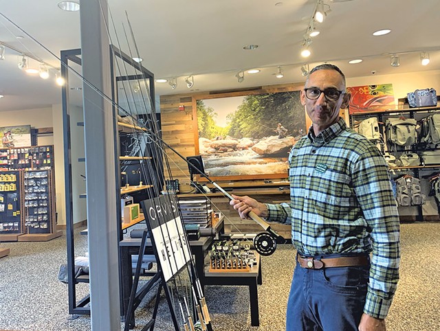 David Carlsen chez Orvis - HANNAH FEUER