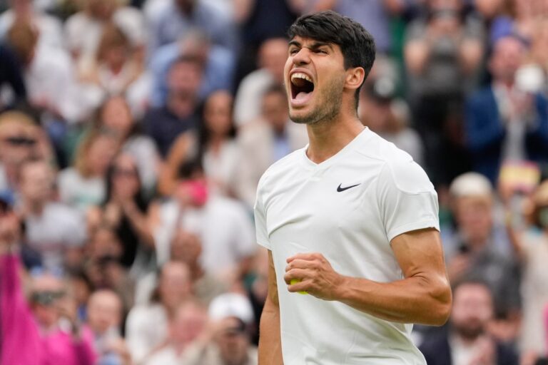 Carlos Alcaraz et Jannik Sinner atteignent les quarts de finale de Wimbledon, Coco Gauff perd