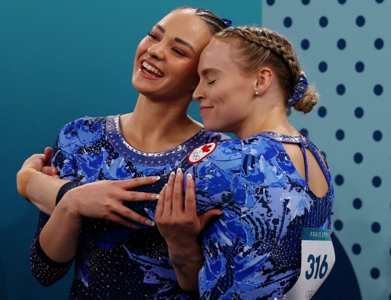 Jeux olympiques de Paris : Ellie Black et le Canada se qualifient pour la finale par équipes de gymnastique artistique féminine