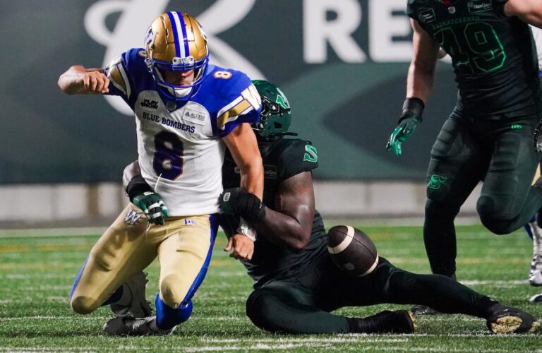 La défense des Roughriders a été déterminante dans la victoire 19-9 contre les Blue Bombers