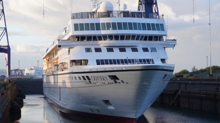 La dernière croisière de trois ans a deux mois de retard