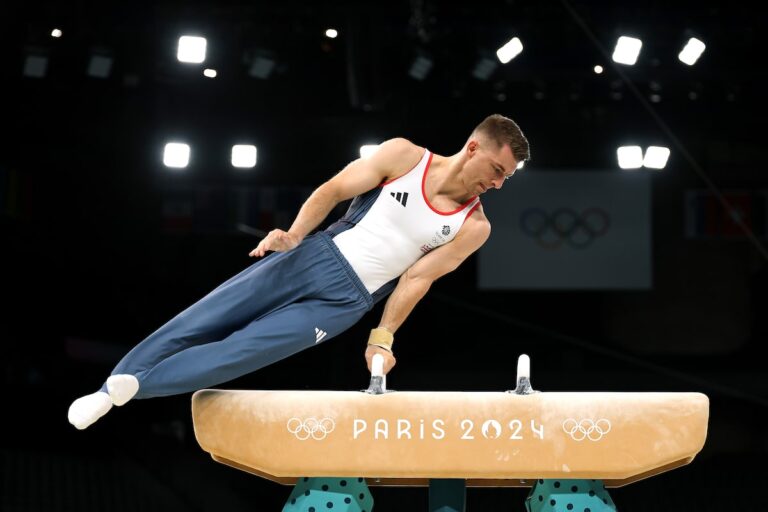Le gymnaste britannique Max Whitlock affirme que la consultation de Wikipédia l'a aidé à revenir à ses quatrièmes Jeux olympiques