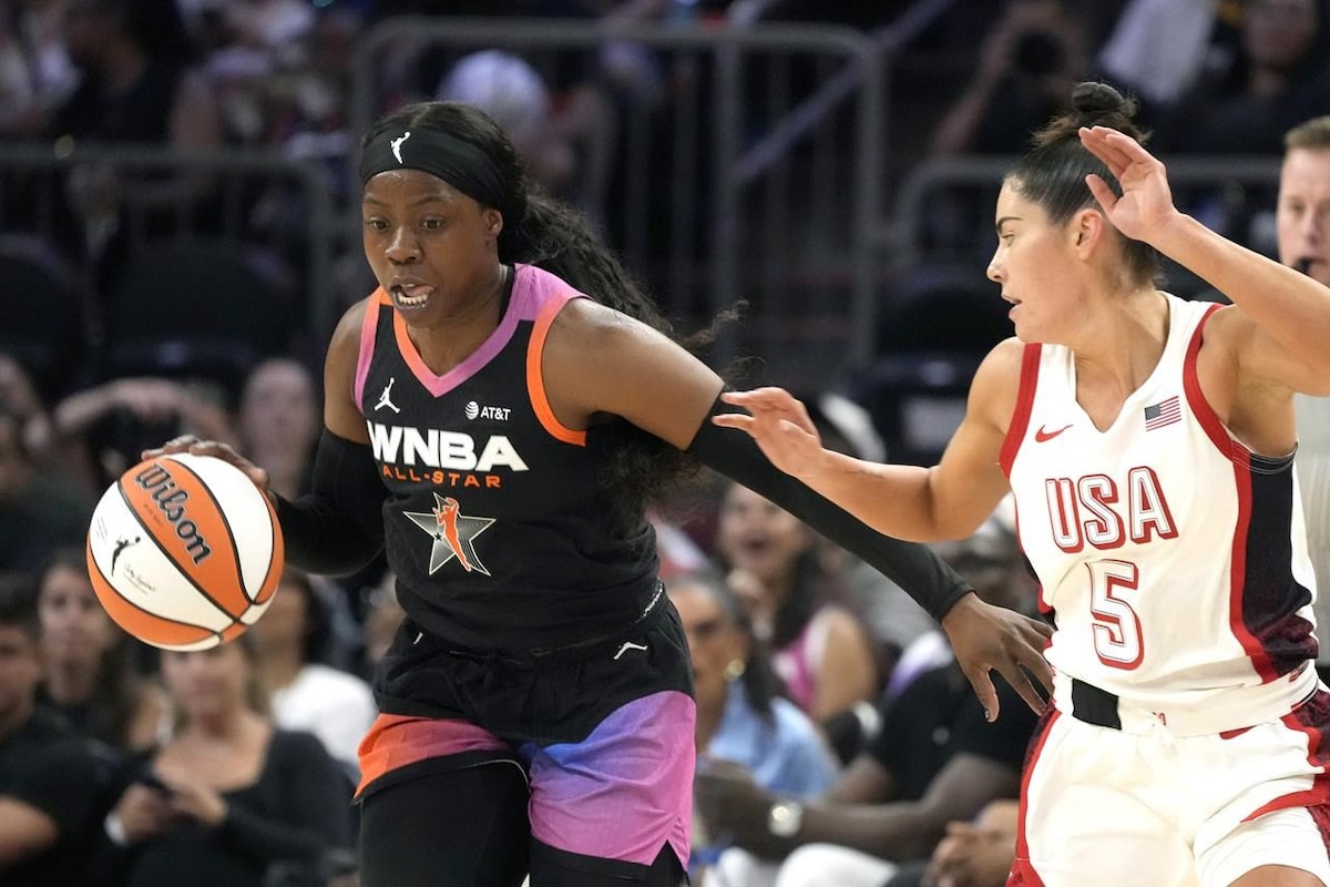 L'équipe olympique féminine de basket-ball américaine sait qu'elle a encore du travail à faire après sa défaite contre l'équipe WNBA