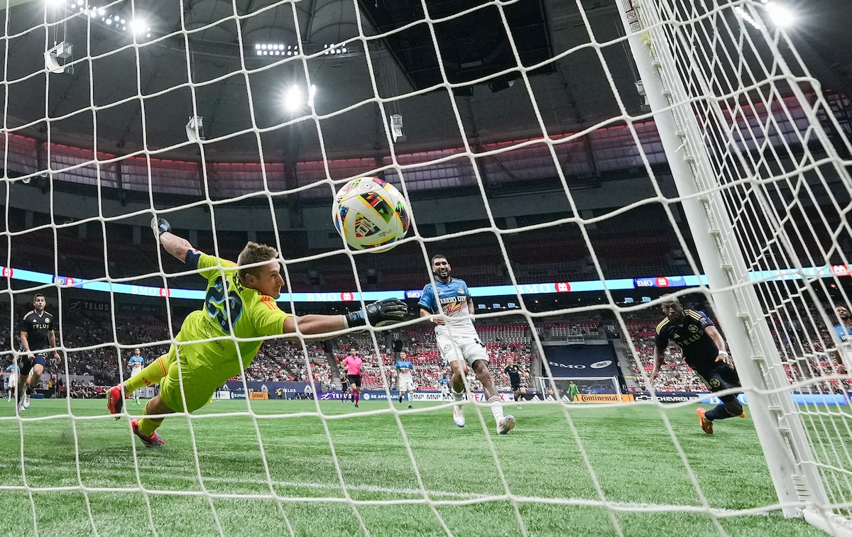 Les remplaçants sont essentiels pour les Whitecaps de Vancouver qui battent le Sporting Kansas City 2-1