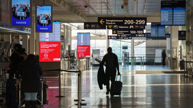 Les vols à l'aéroport Trudeau de Montréal affectés par une panne informatique mondiale