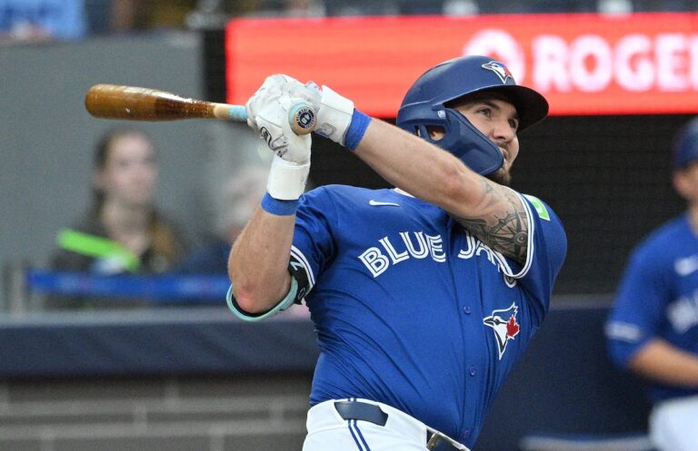 Spencer Horwitz et George Springer frappent un home run et les Blue Jays s'imposent 7-6 contre les Astros